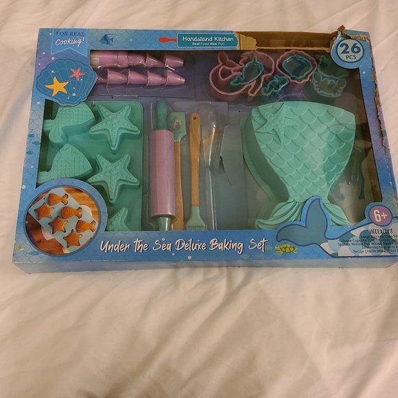 Under The Sea Deluxe Mermaid Baking Set 🧜‍♀️ - Picture 10 of 10